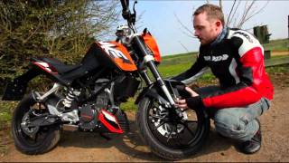 KTM 125 Duke first ride [upl. by Igenia395]