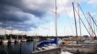 Naturschauspiel Gewitter Wolken ziehen über die Küste der Ostsee in Schleswig Holstein dark Storm [upl. by Eltsirhc429]