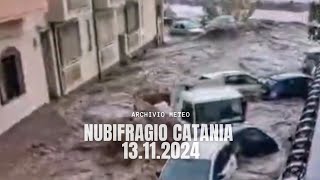 NUBIFRAGIO CATANIA auto trascinate in mare  Maltempo Sicilia 13112024 [upl. by Odnomyar501]