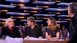 Julie Gayet Stéphane Guillon et la fameuse allusion [upl. by Yelekalb]