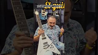 GIBSON FLYING V VS SG GUITARRAS IGUALES [upl. by Ferd]