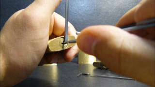 How to make lockpicking with a Snap Gun [upl. by Arbua]