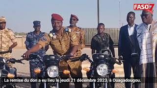 Un Burkinabè offre une centaine de motos aux FDS et aux VDP pour leffort de paix [upl. by Meehan]