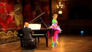 CANZONETTA SPAGNUOLA Rossini por Joyce DiDonato  martinwullichcomcom [upl. by Cheadle]