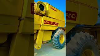 New Holland 8070 harwest short video farming [upl. by Ventre]