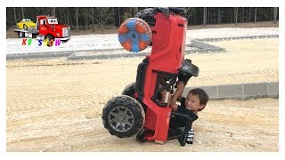 Kruz Joyriding His Powered Ride On Jeep Wrangler Wheel Fell Off Found A Clown Wheel Popping Wheelies [upl. by Broida]