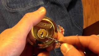 Schlage review lock pick [upl. by Newton213]