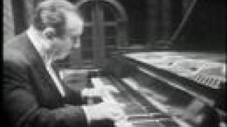 Claudio Arrau plays Mozart vaimusiccom [upl. by Reddy496]