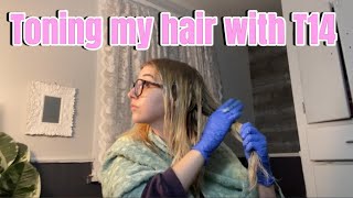 Toning my yelloworange hair with Wella t14 [upl. by Eoin258]