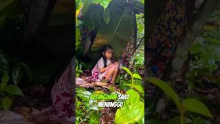 momen sedih ketika bertemu dengan gadis kecil ditengah hutan ‼️ sedih nangis gadiskecil hutan [upl. by Culbertson]