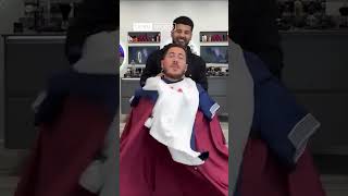 🤣 Ce coiffeur pranke Eden Hazard avec un maillot de Tottenham  Shorts [upl. by Guenzi343]