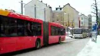 Bus gets stuck in snow and traction control OSLO [upl. by Eri609]