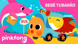 Bebê Tubarão no Ônibus  Cante junto com o Bebê Tubarão  Pinkfong Canções para Crianças [upl. by Ellac]