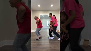 Todays funniest 🤣 chicken 🐔 dance 💃 viralvideo funny funnyshorts chickendance twinchildedozie [upl. by Ayek]