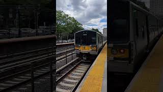 Grand Central Bound M7 LIRR train bypassing Kew Gardens [upl. by Kameko]