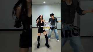 Most viewed Kiss of life IGLOO dance challenge with other idols YOUTUBEkpop kissoflife shorts [upl. by Hube]