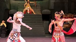 AMAZING Ramayana Ballet  HANUMAN Fights RAVANA  Prambanan Indonesia HD [upl. by Ahsinor]