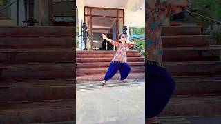 सजना है मुझे सजना के लिये 😍❤️trending dance oldisgold melody resort nicesong ishu ytshorts [upl. by Erodoeht]