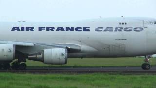 Boeing 747428FERSCD Air France Cargo taxiing at GillotFMEERUN [upl. by Siuol]