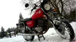 MZ ETZ 250 Snow Fun  Studded Tires [upl. by Ahsuas]