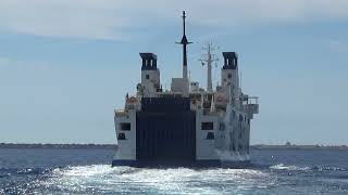 Traghetto SIMONE MARTINI in partenza dal porto di LEVANZO [upl. by Mansur]