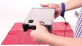 Lenovo ThinkSystem ST50 removing a 525 inch drive bay [upl. by Nalyr]