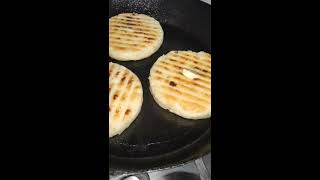 Receta de Arepas de Maíz Trillado o Morocho [upl. by Aistek521]