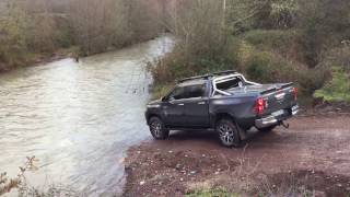 Toyota Hilux Revo 28 Offroad River Crossing  Dere Geçişi  95 cm su geçişi [upl. by Suhail]