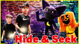 Hide amp Seek with Catnap and Dog Day  Deions Playtime [upl. by Aneehsit]