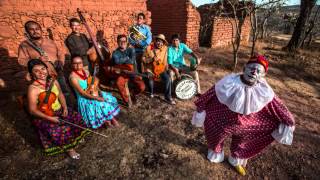 Pasatono Orquesta  La Bandolera [upl. by Anairb]