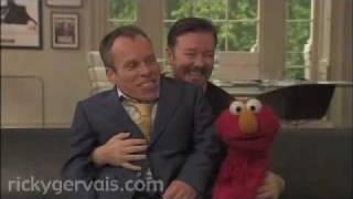 Ricky Gervais with Elmo and Warwick Davis [upl. by Joachima18]