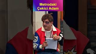 Metrodaki Çekici Adam 😎 Shorts bkm komedi güldürgüldürshow yenibolum [upl. by Ynatil]