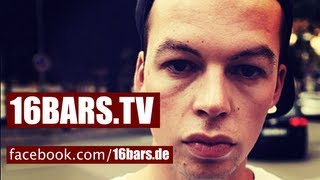 Interview eRRdeKA über Prinz Pi seine Einflüsse und das kommende Album 16BARSTV [upl. by Ojyllek]