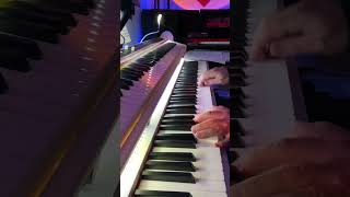 883 Sei un mito cover pianoforte [upl. by Iznil]