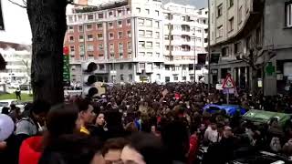 8M  Huelga feminista Manifestación en el centro de Bilbao [upl. by Sacttler305]