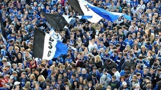 Arminia Bielefeld feiert mit den Fans auf der Alm und am Rathaus den ZweitligaAufstieg [upl. by Emeline]