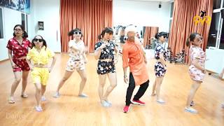 MÌNH CƯỚI NHAU ĐI Nhay  Dance Cover  HUYNH JAMES X BJNBOYS  EASY STEP  New Vietnamese Song 2021 [upl. by Natsuj]