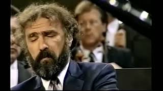 WMozart Piano Concerto 23 K488 Radu Lupu Sándor Végh Wiener Philharmoniker Live19910915 [upl. by Attener]