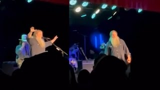 Jamey Johnson Gets Mad At Audience And Walks Off Stage [upl. by Rosamond238]