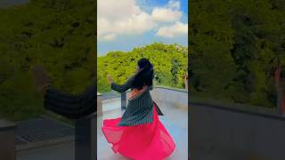 Dholida l shortvideo garba dandiya aliabhatttrending ytshortytviral dance [upl. by Oiromed]