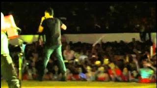 Silvestre Dangond Un Amor Genial En Vivo [upl. by Allana459]