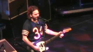 Pearl Jam  Jersey Girl Newark 10 Tom Waits cover [upl. by Xuaegram409]