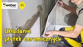 Układanie płytek ceramicznych w łazience Instrukcja krok po kroku [upl. by Borman]