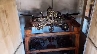 Lhorloge de léglise de SaintHilaire du Bois en rodage [upl. by Sammie882]