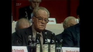 Herbert Wehner quotWer einmal Kommunist warquot ZDF 2000 [upl. by Nauquf]