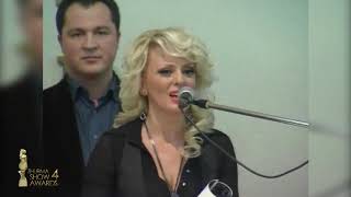 Violeta Kukaj VIDEO MUSIC AWARD 4 [upl. by Ruhnke623]