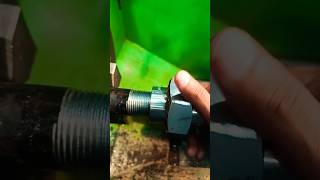 How to cut the thread on a manual lathe machine threadcutting how lathemachine cncmachining yt [upl. by Reinhold]