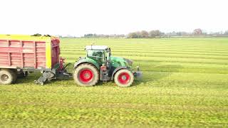 Ramassage d’herbe à l’autochargeuse Eta Gautier 22 [upl. by Surazal]