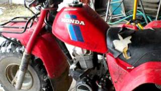 83 Honda ATC 200E Cold start [upl. by Retswerb]