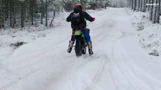 Kawasaki KX500 2Stroke Incredible Winter Braaps Raw [upl. by Asle876]